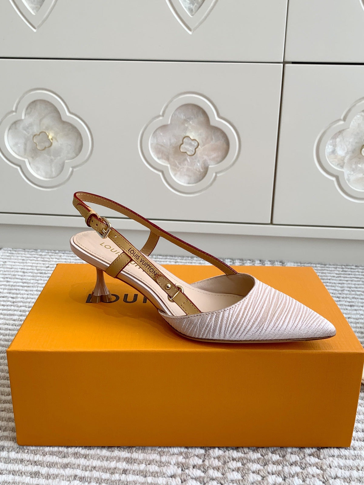 BLOSSOM SLINGBACKS 55 MM IN LIGHT PINK IMPORTED STRIPED SILK SATIN