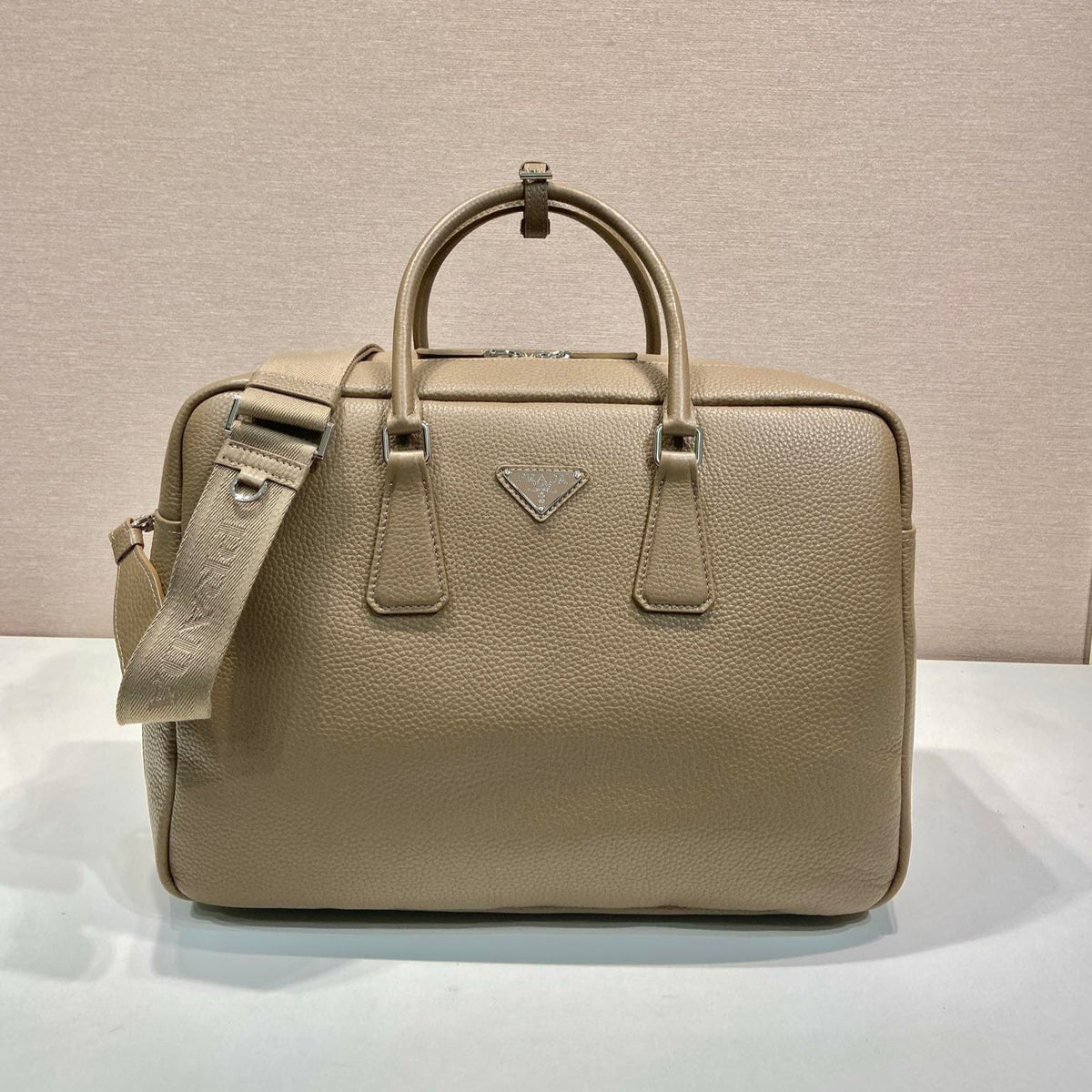 BRIEFCASE 40 IN DRIED MOSS GRAINED CALFSKIN
