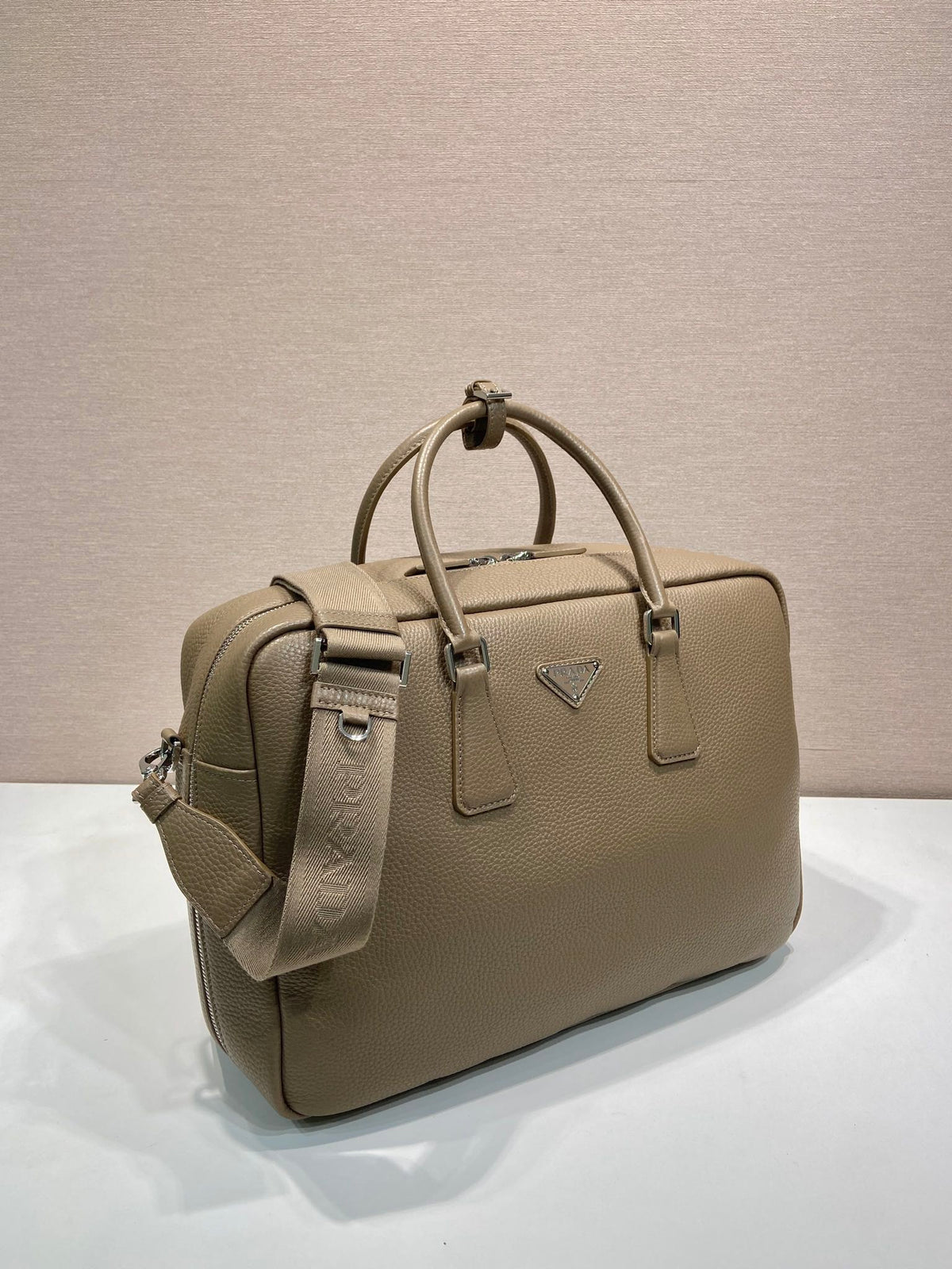 BRIEFCASE 40 IN DRIED MOSS GRAINED CALFSKIN