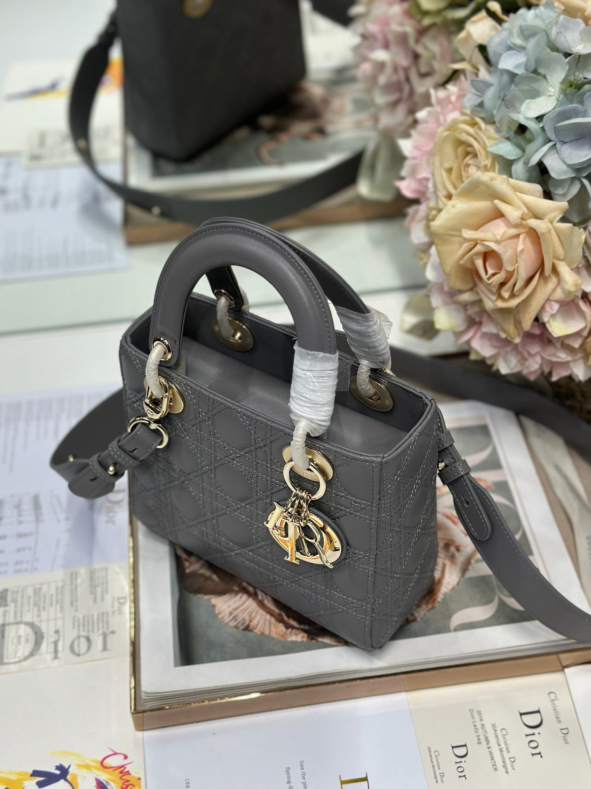 LADY SMALL BAG 20 IN GREY MACROCANNAGE LAMBSKIN GOLD HARDWARE