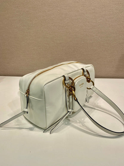 LARGE RECTANGULAR BAG 30 IN WHITE OIL WAX LAMBSKIN GOLD HARDWARE