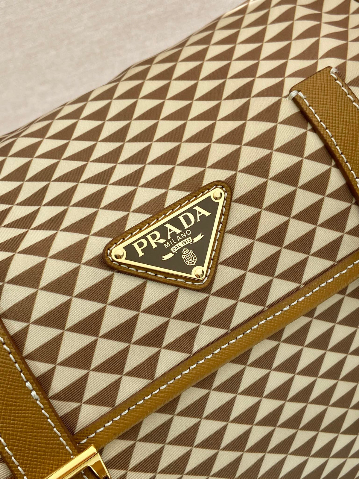 MESSENGER BAG 25 IN BROWN MIX CREAM TRIANGLE PATTERN EMBROIDERED FABRIC