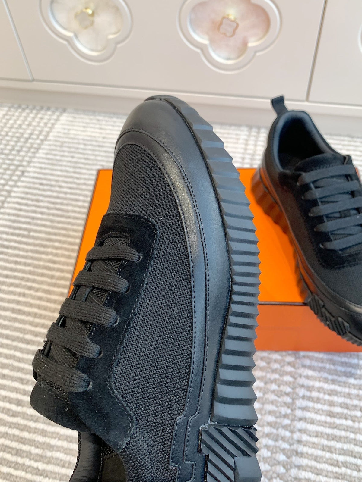 BOUNCING SNEAKER IN BLACK GRAPHIC MESH AND CALFSKIN