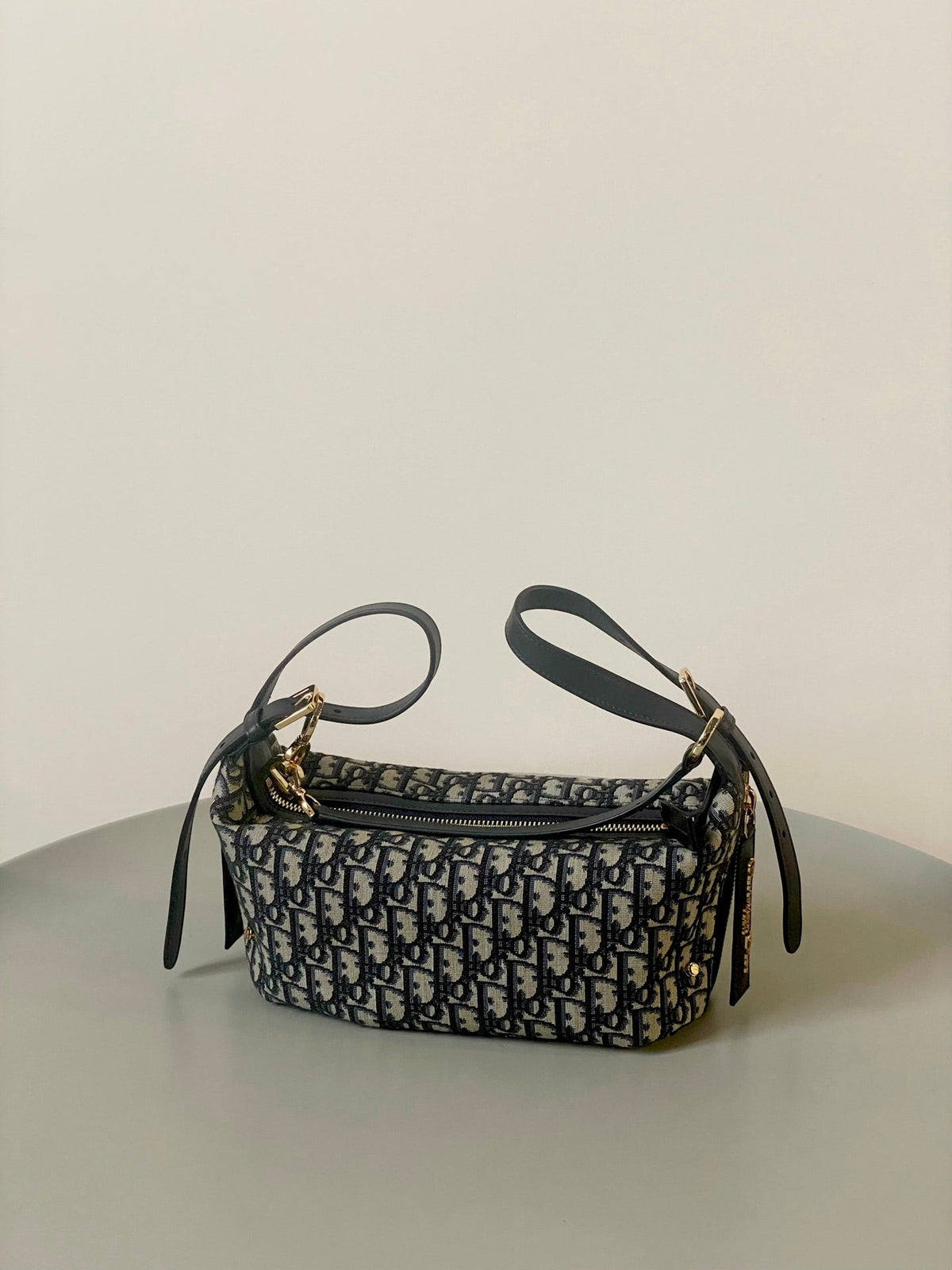 MEDIUM D-JOURNEY SHOULDER BAG 25 IN BLACK MONOGRAM OBLIQUE JACQUARD