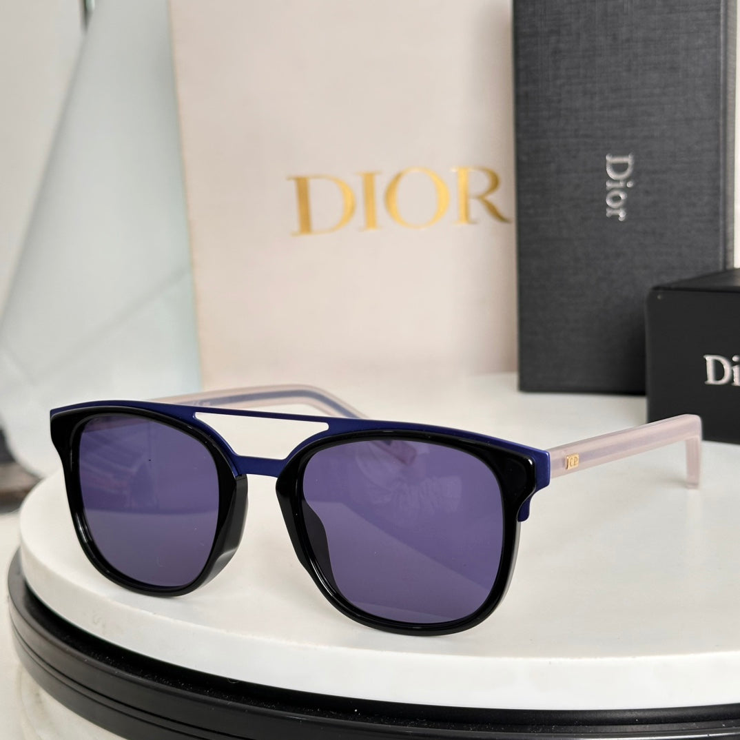 MONTAIGNE SUNGLASS BLACKTIE221S IN ACETATE