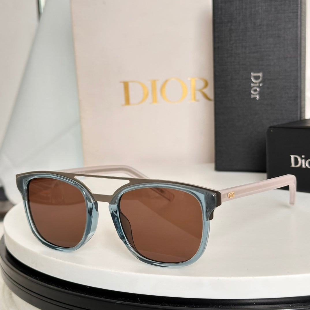 MONTAIGNE SUNGLASS BLACKTIE221S IN ACETATE
