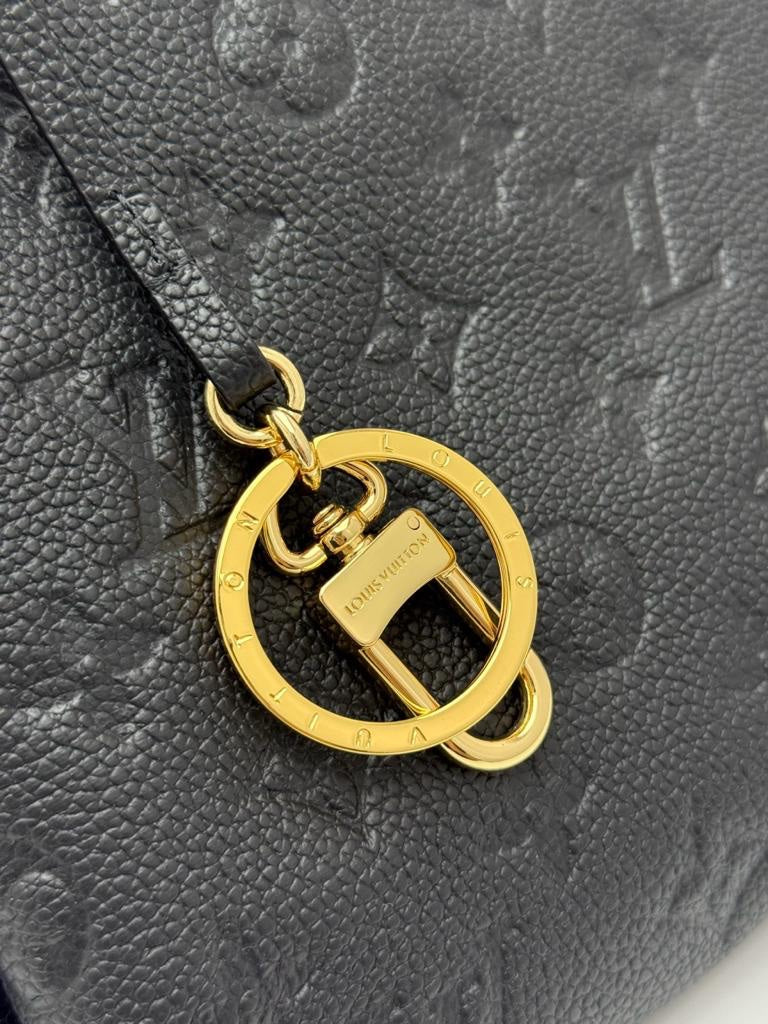 Louis vuitton artsy mm black bag