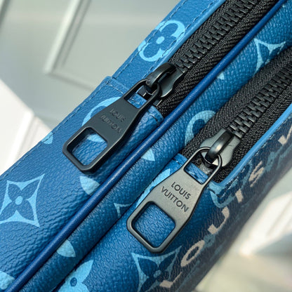 LV avenue bag in Atlantic Blue