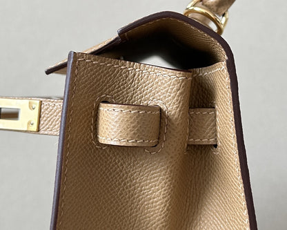 HN 20 Gold hardware