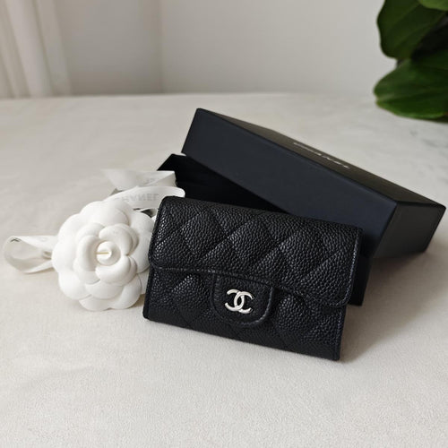 Chanel Wallet black with sliver hardware