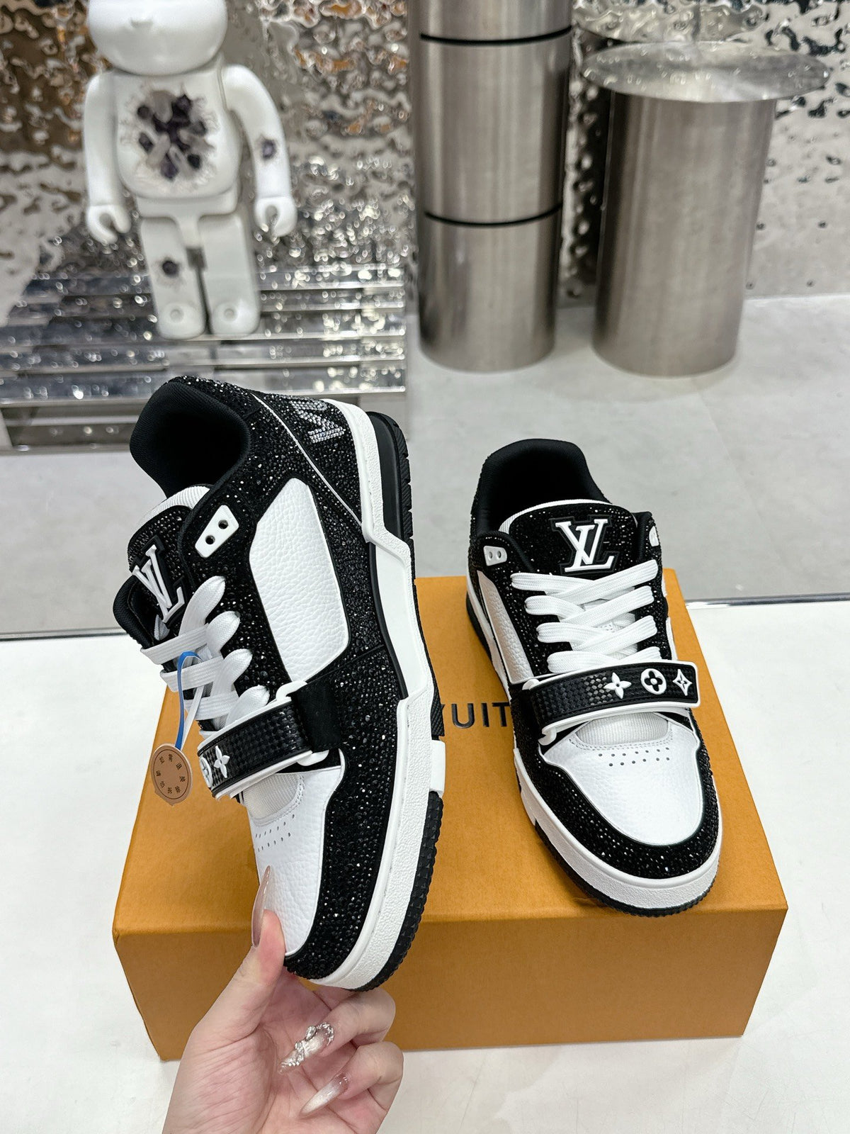 LV Women Black White Leather Sneakers