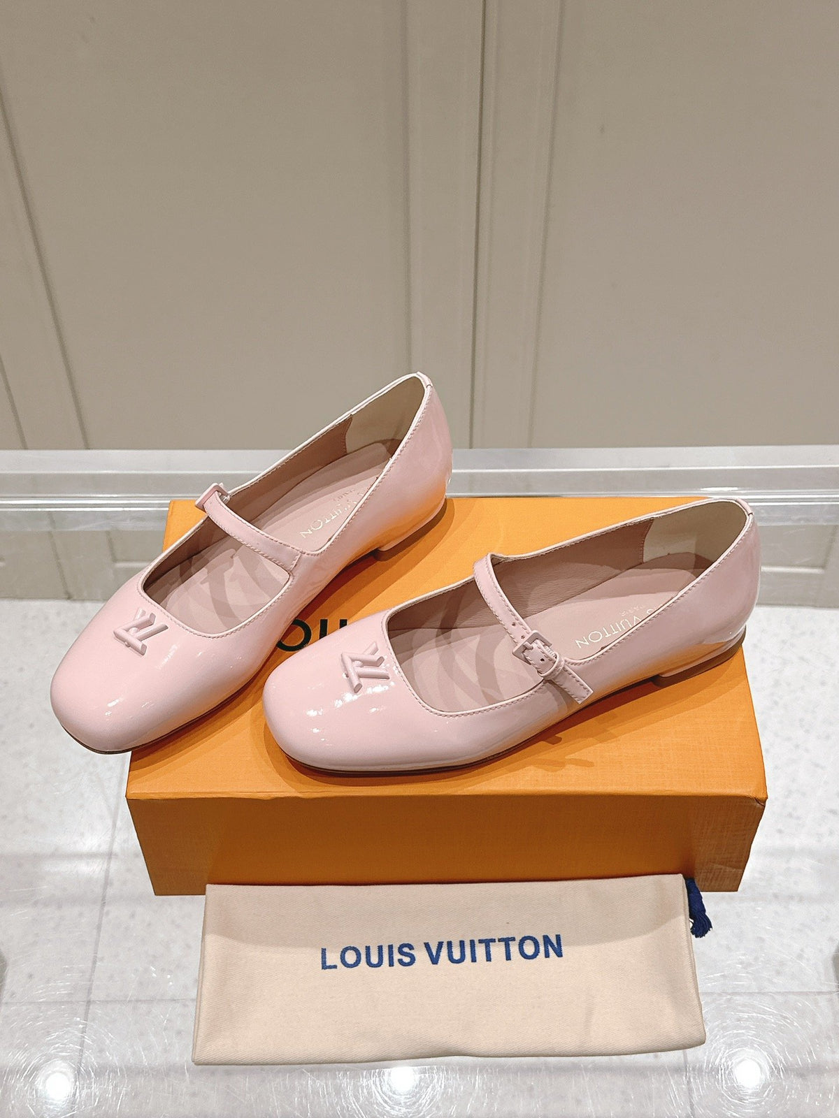 LV Women Light Pink Patent Leather Mary Jane Loafers