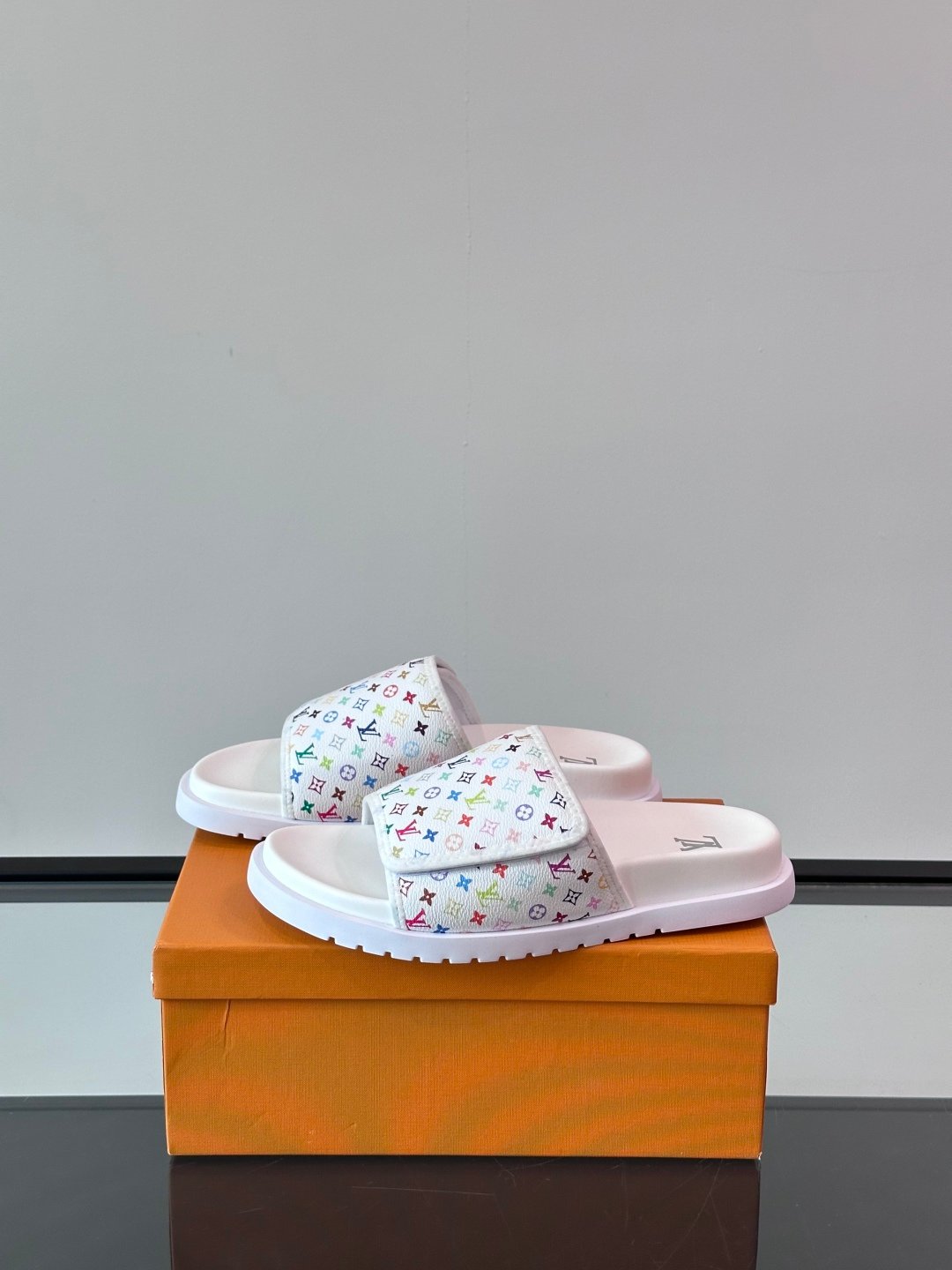 LV Men White Patterned Leather Slides