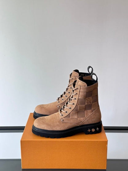 LV Men Beige Nubuck Leather Boots