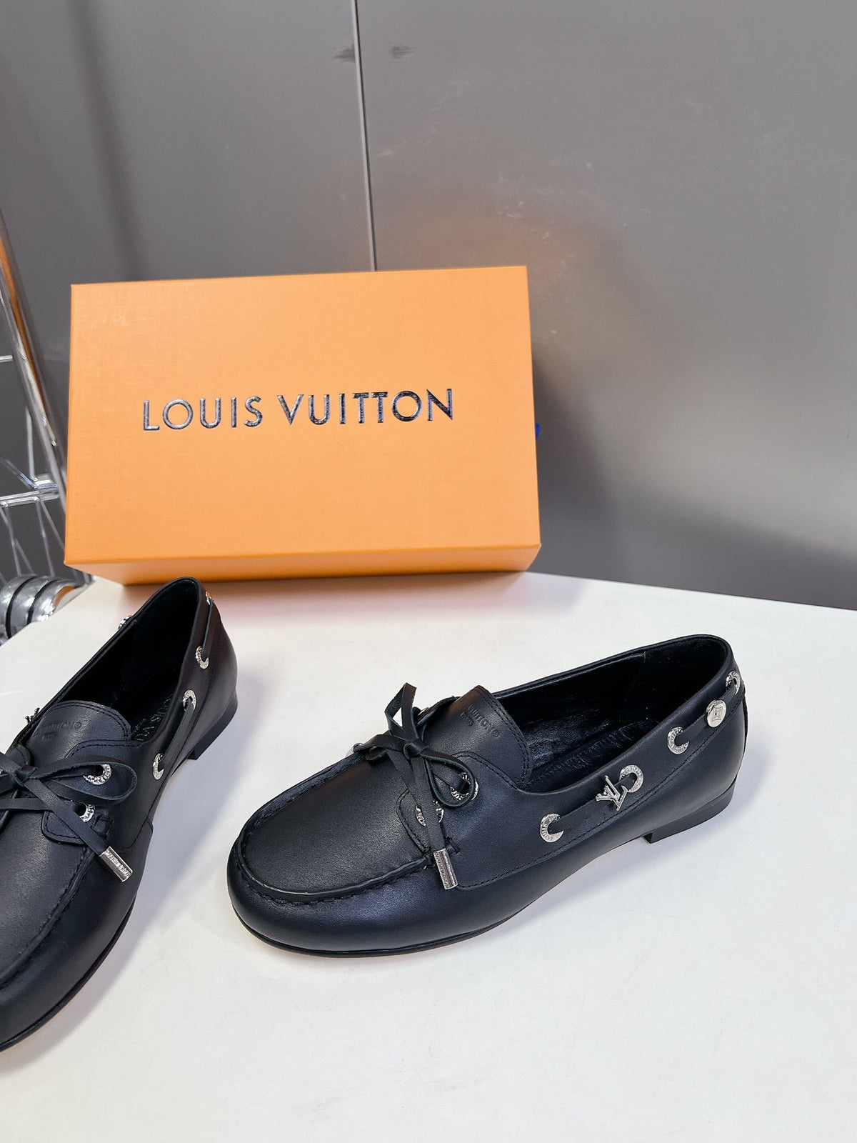 LV Women Black Leather Loafers