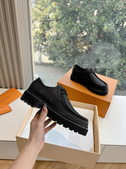 LV Women Black Leather Loafers