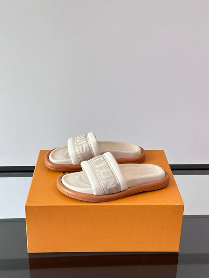 LV Men Beige Fabric Slides With Brown Sole