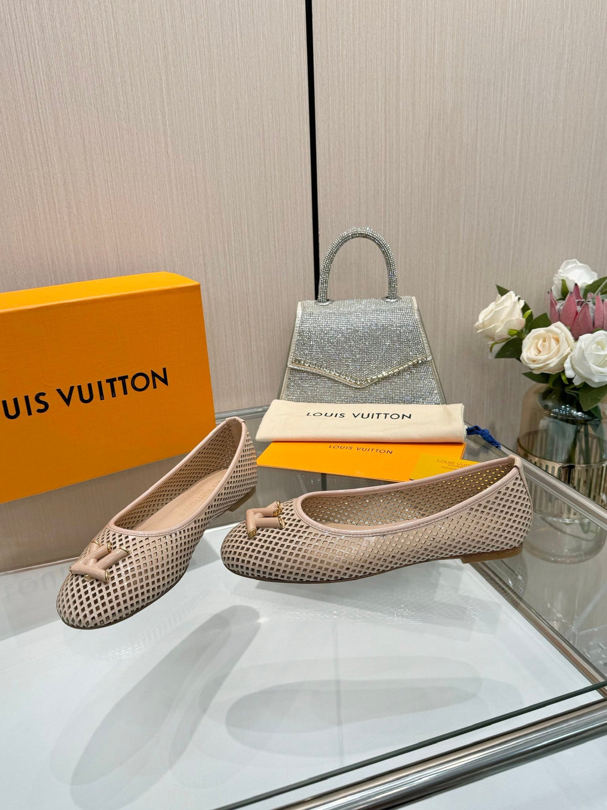 LV Women Beige Patent Leather Ballet Flats