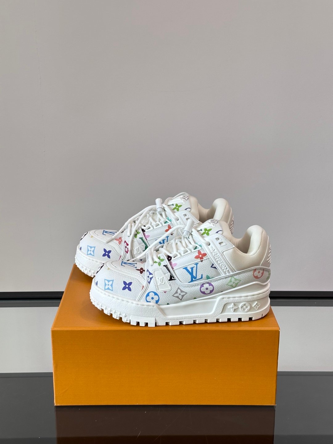 LV Men White Leather Multicolor Pattern Sneakers