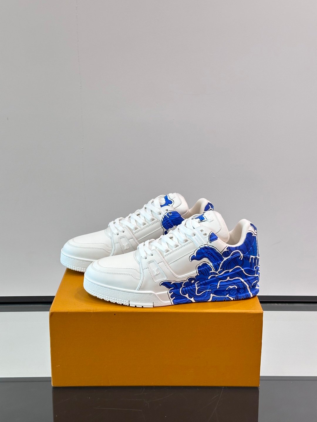 LV Men White Blue Leather Sneakers