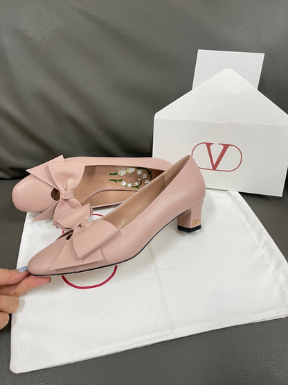 Valentino Women Pink Leather Bow Detail Flats