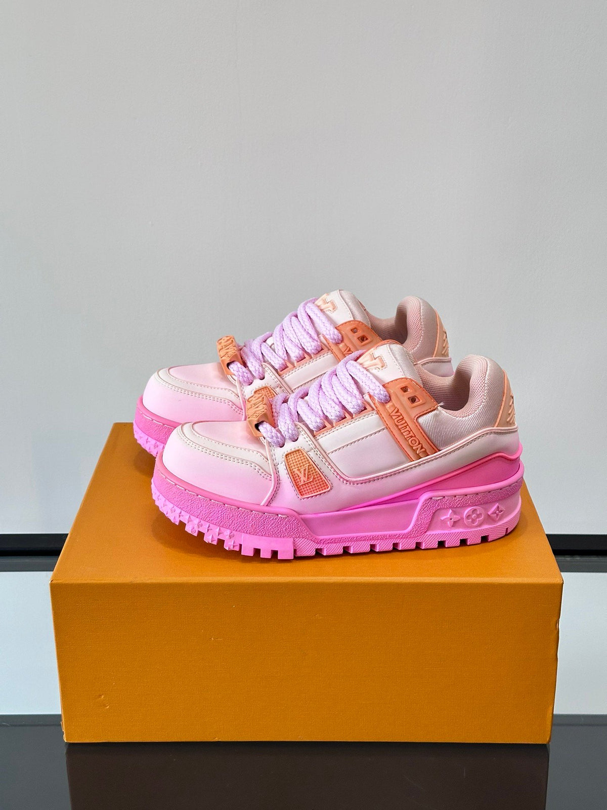 LV Men Pink Synthetic Leather Sneakers
