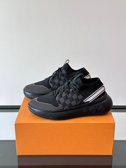 LV Men Black Knit Fabric Sneakers