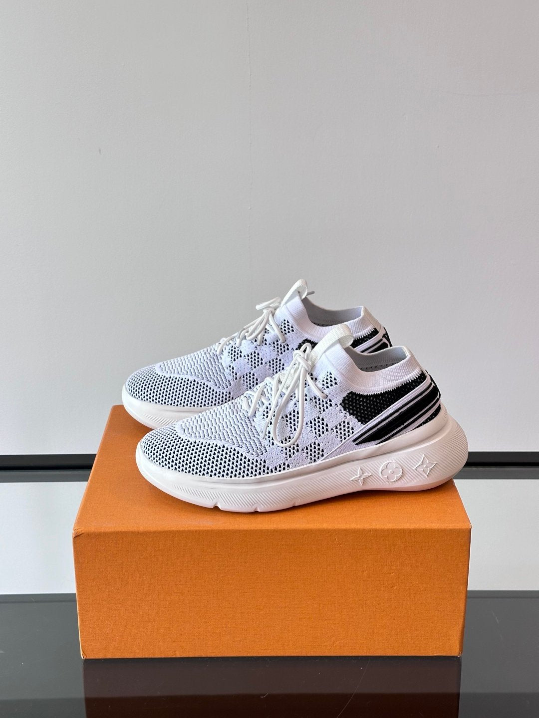 LV Men White Knit Mesh Sneakers