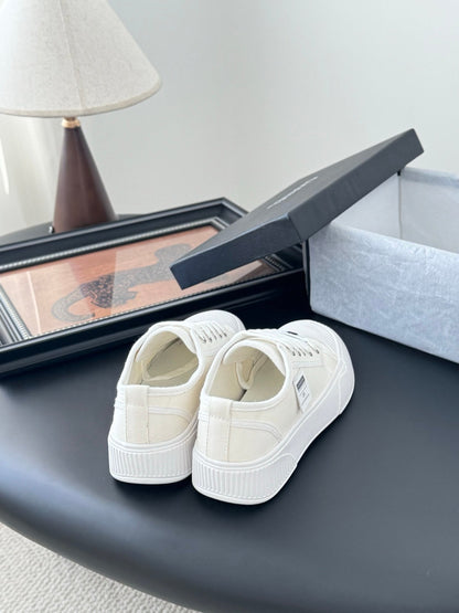 Chanel Women White Canvas Sneakers