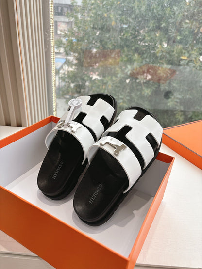 Hermes Women Designer Shoes 050