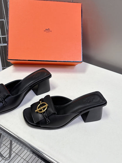 Hermes Women Black Leather Mules