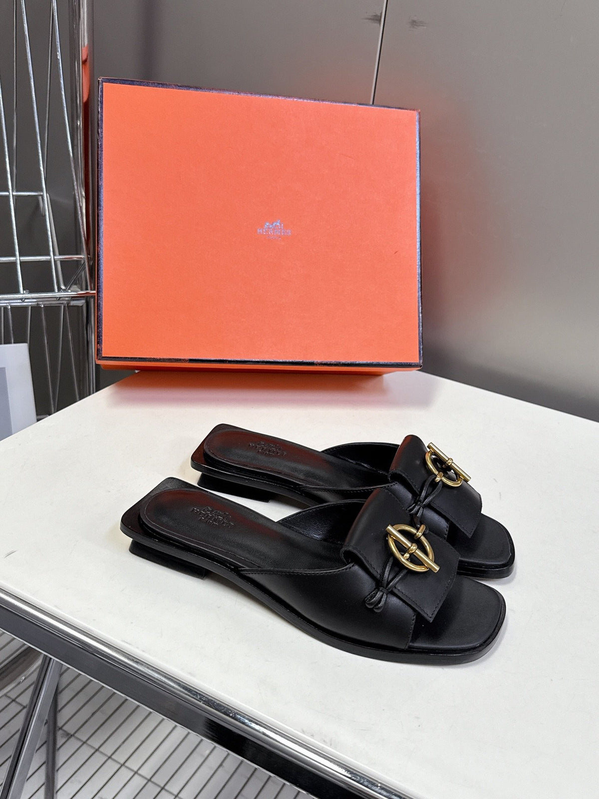 Hermes Women Black Leather Slippers
