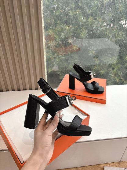 Hermes Women Black Leather Sandals