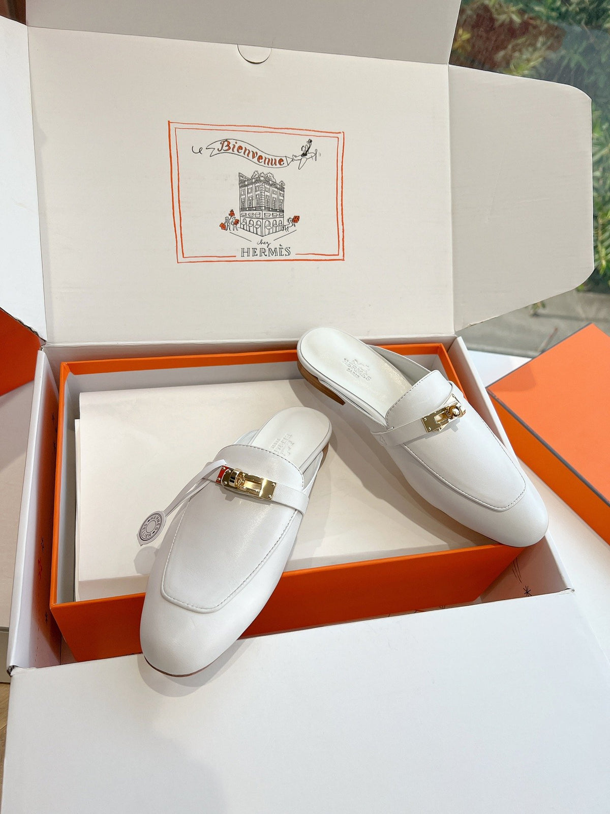 Hermes Women White Leather Mules