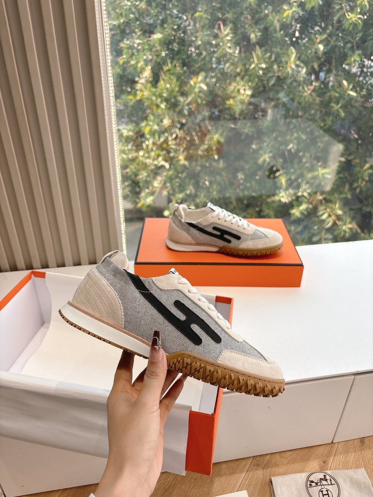 Hermes Women White Suede And Mesh Sneakers