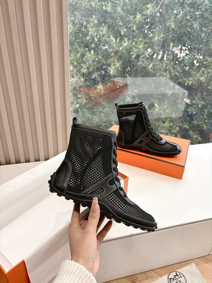 Hermes Women Black Mesh And Leather Boots