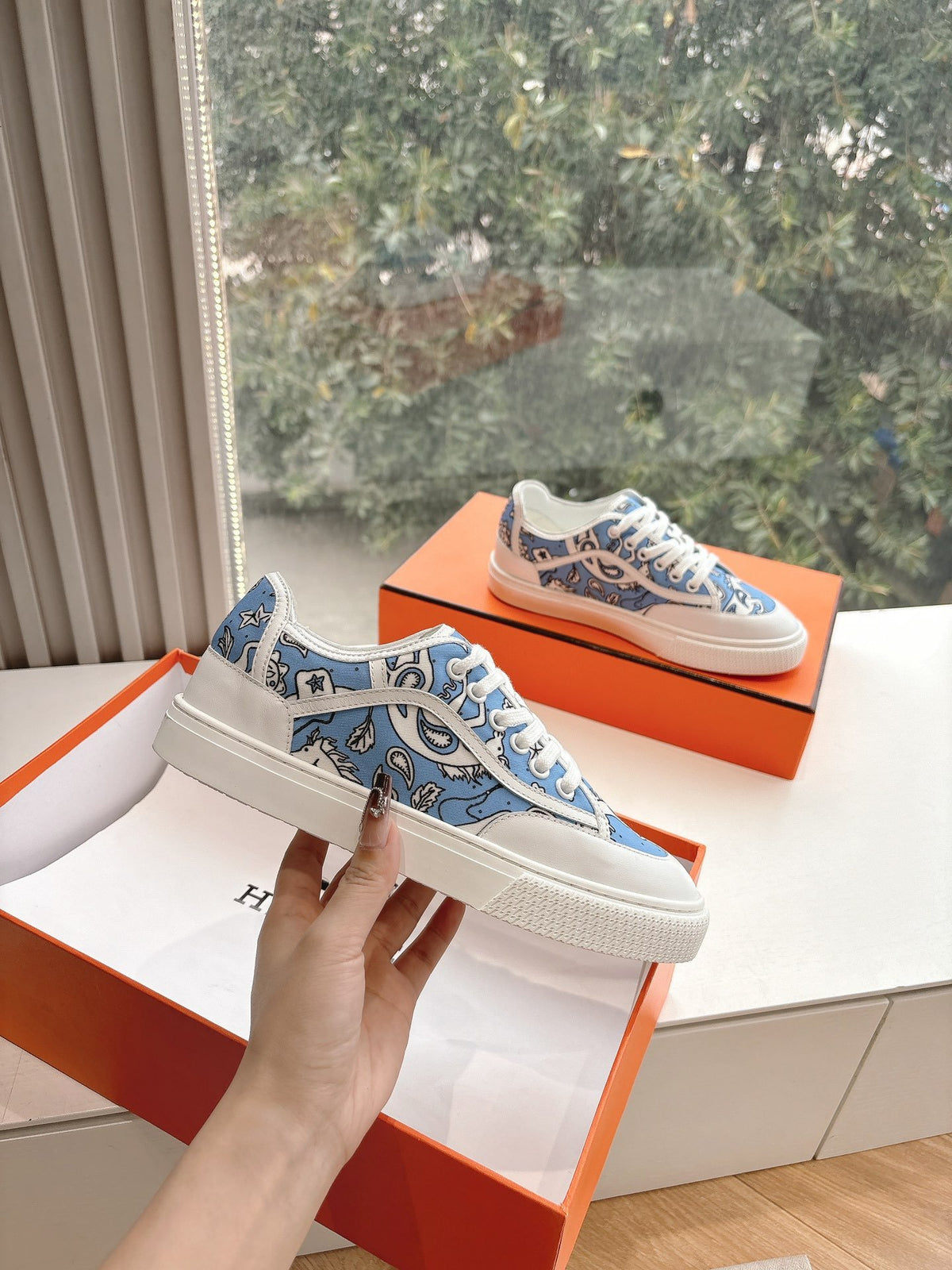 Hermes Women Light Blue Canvas And White Sneakers