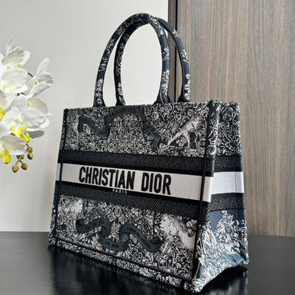 Dior Medium Dior Book Tote