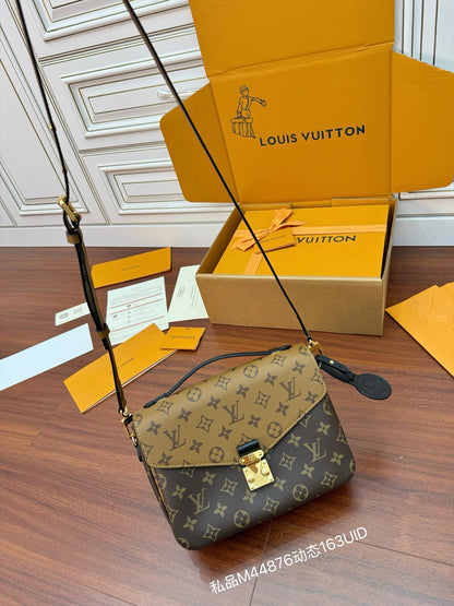 Louis Vuitton Pochette Métis in Reverse Monogram canvas