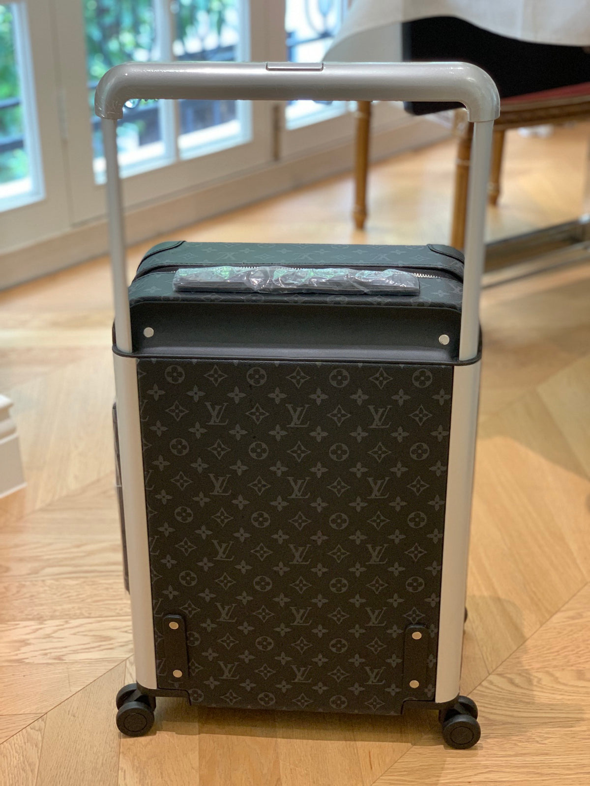 Louis Vuitton Horizon 55 Monogram Eclipse canvas