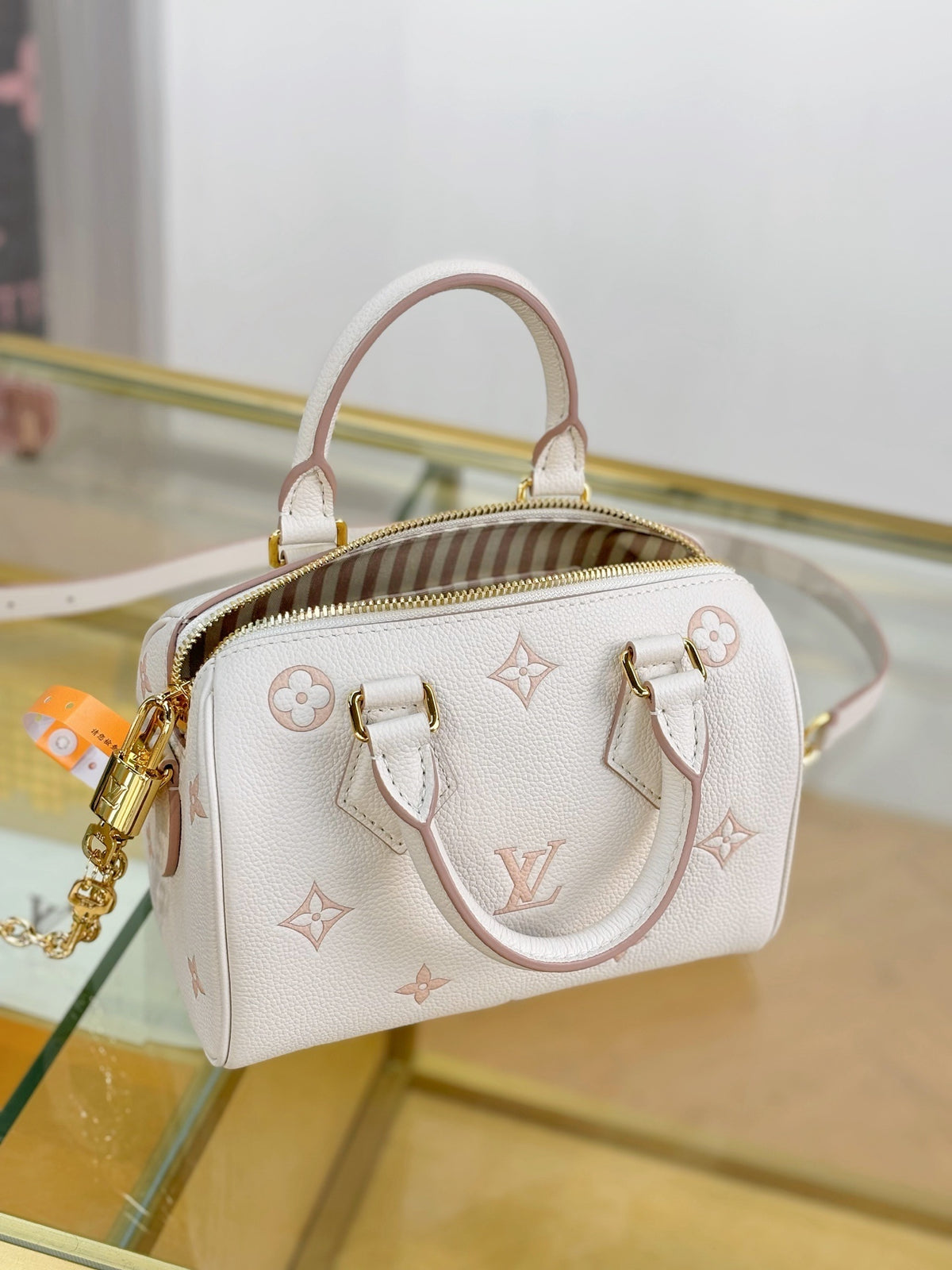 Louis Vuitton Monogram Empreinte Bicolor Speedy Bandoulière 20