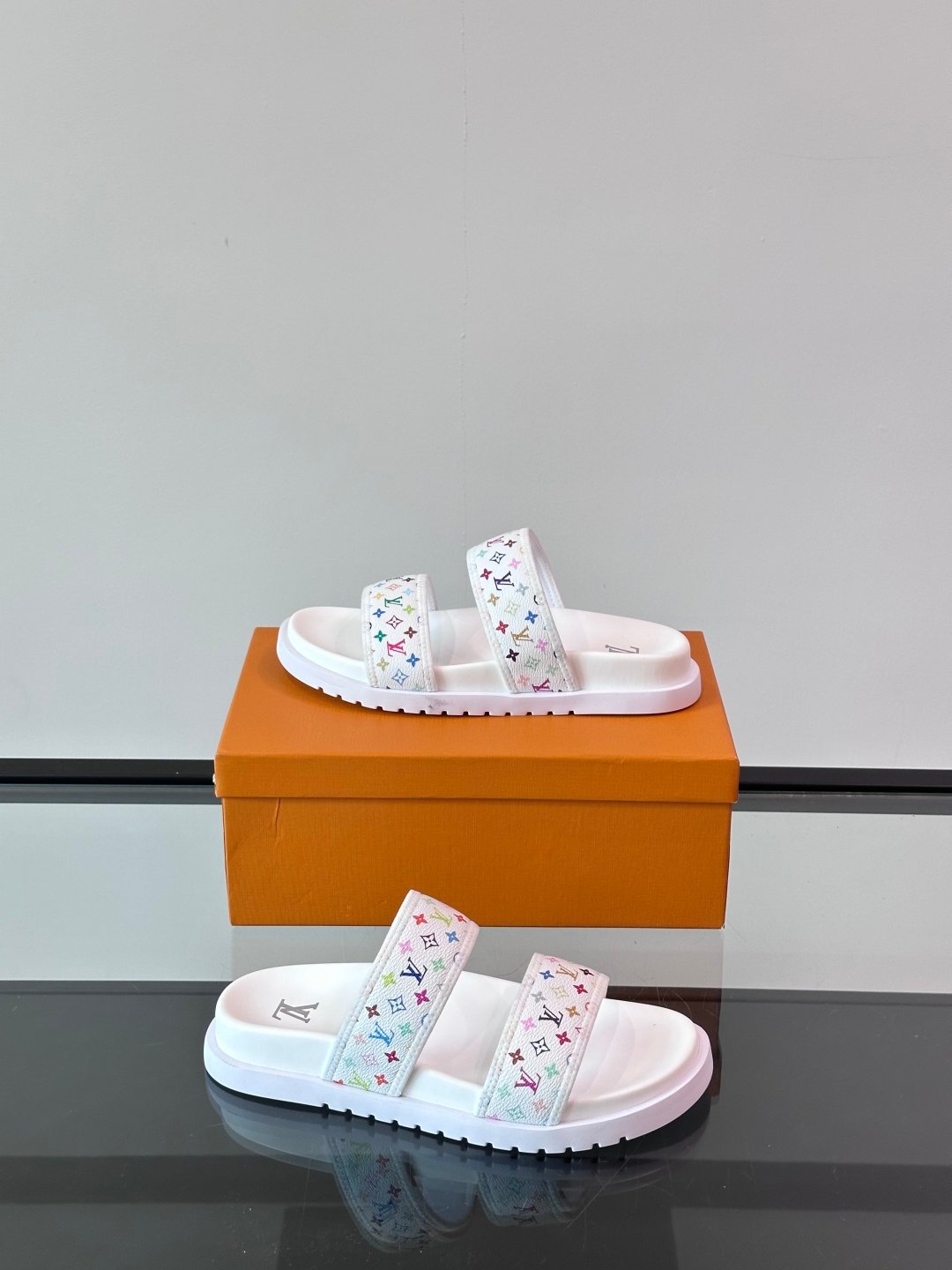 LV Men White Canvas Multicolor Logo Slides