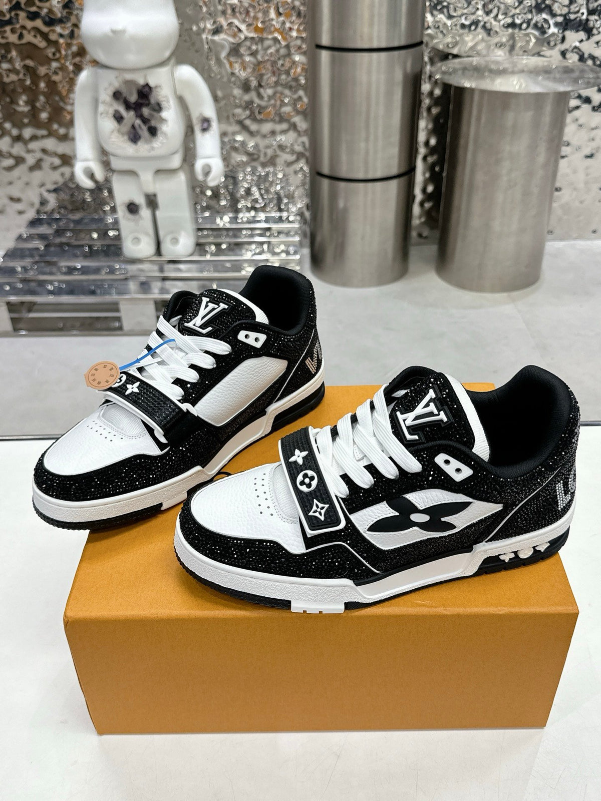 LV Women Black White Leather Sneakers