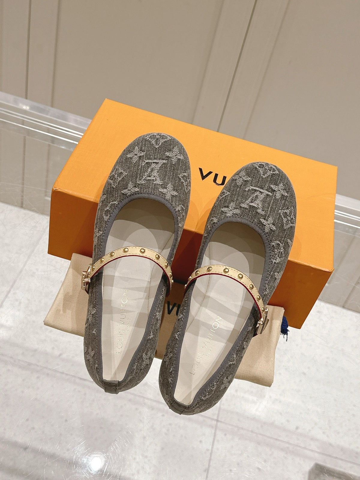 LV Women Gray Fabric Studded Strap Flats
