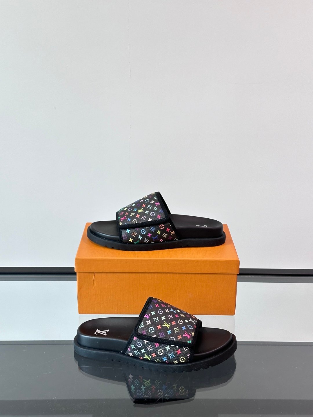 LV Men Black Canvas Multicolor Print Slides