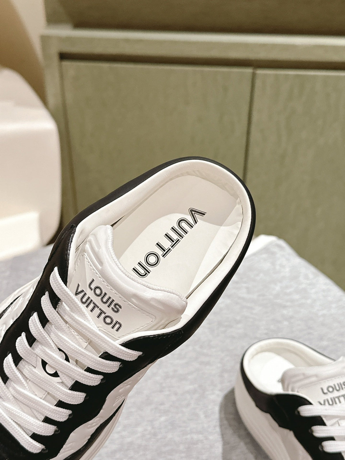 LV Women Black White Leather Sneakers