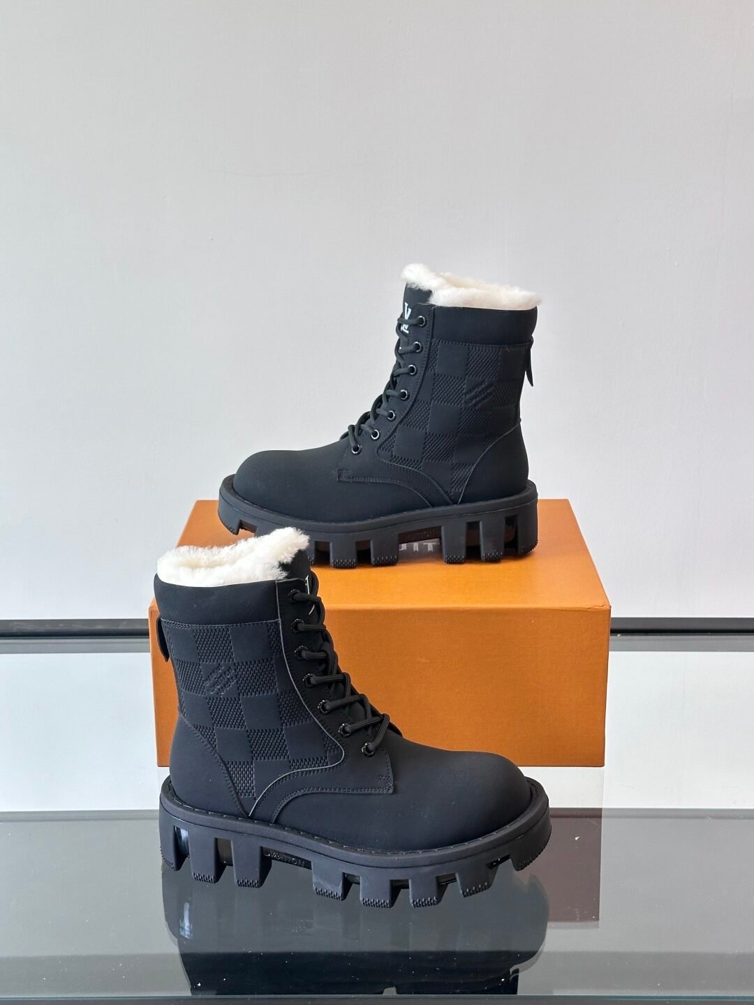LV Men Black Leather Fur Lined Boots