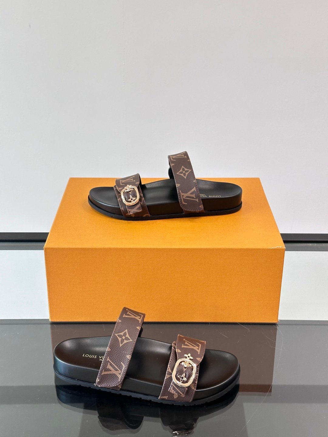 LV Men Brown Leather Logo Print Sandals