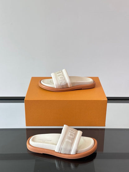 LV Men Beige Fabric Slides With Brown Sole