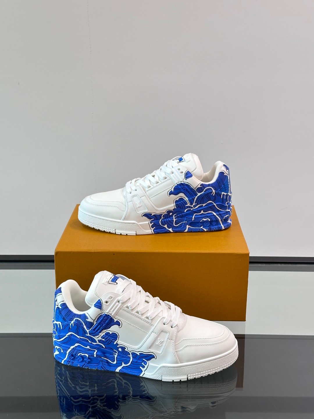 LV Men White Blue Leather Sneakers